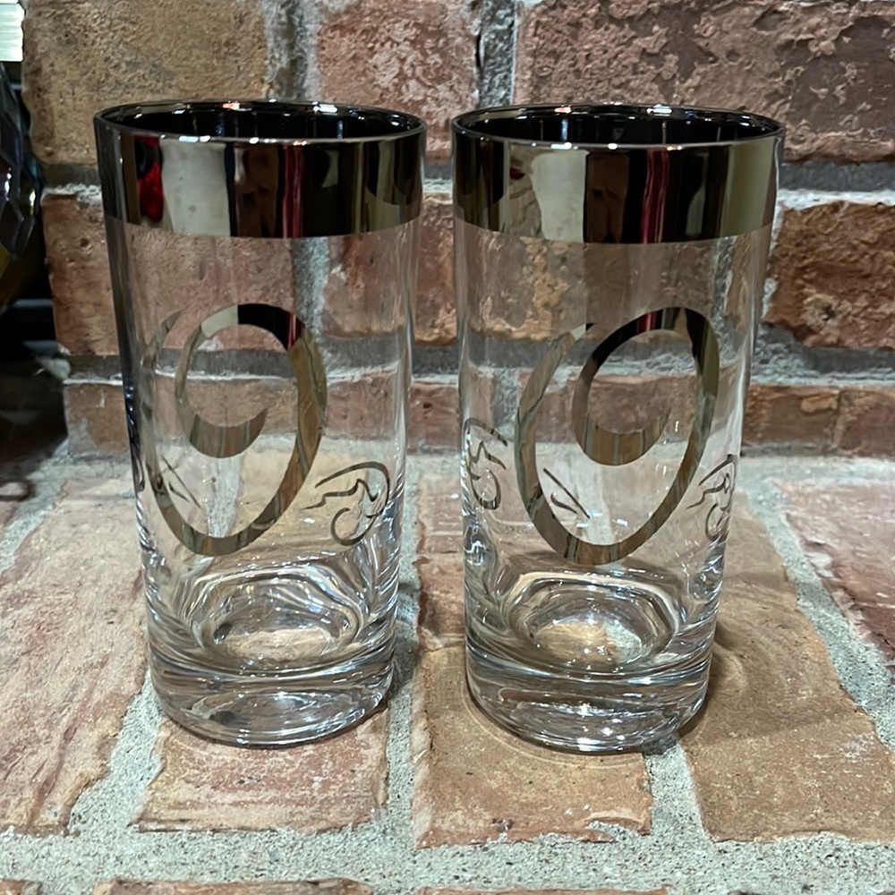 Vtg Dorothy Thorpe Monogram Letter "O" Set of 2 Glass Tumblers